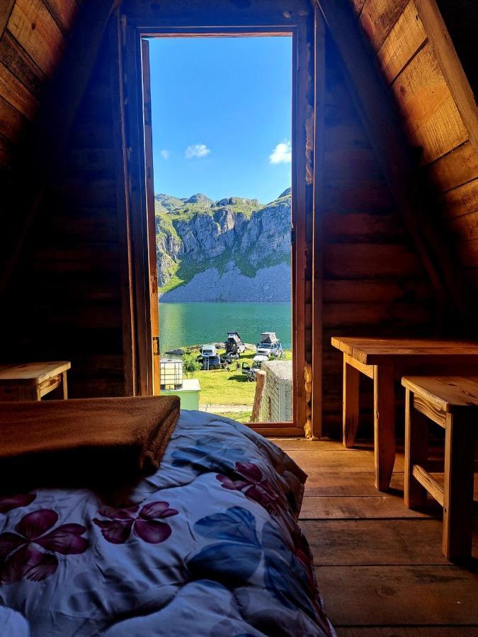 Kapetanovo Jezero, Mountain Cottage Captain'S Lake Kolasin Exterior photo